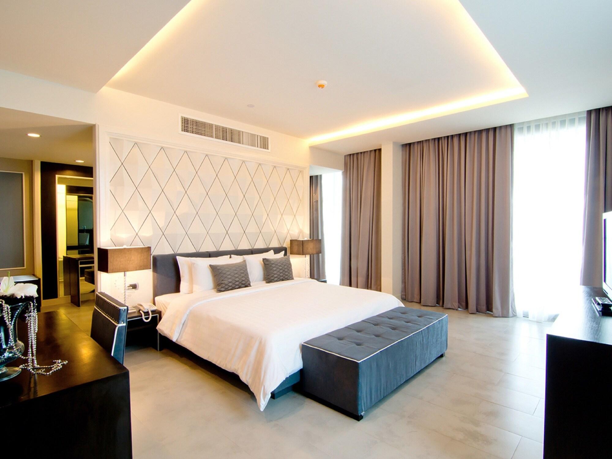 Way Hotel Pattaya Bagian luar foto