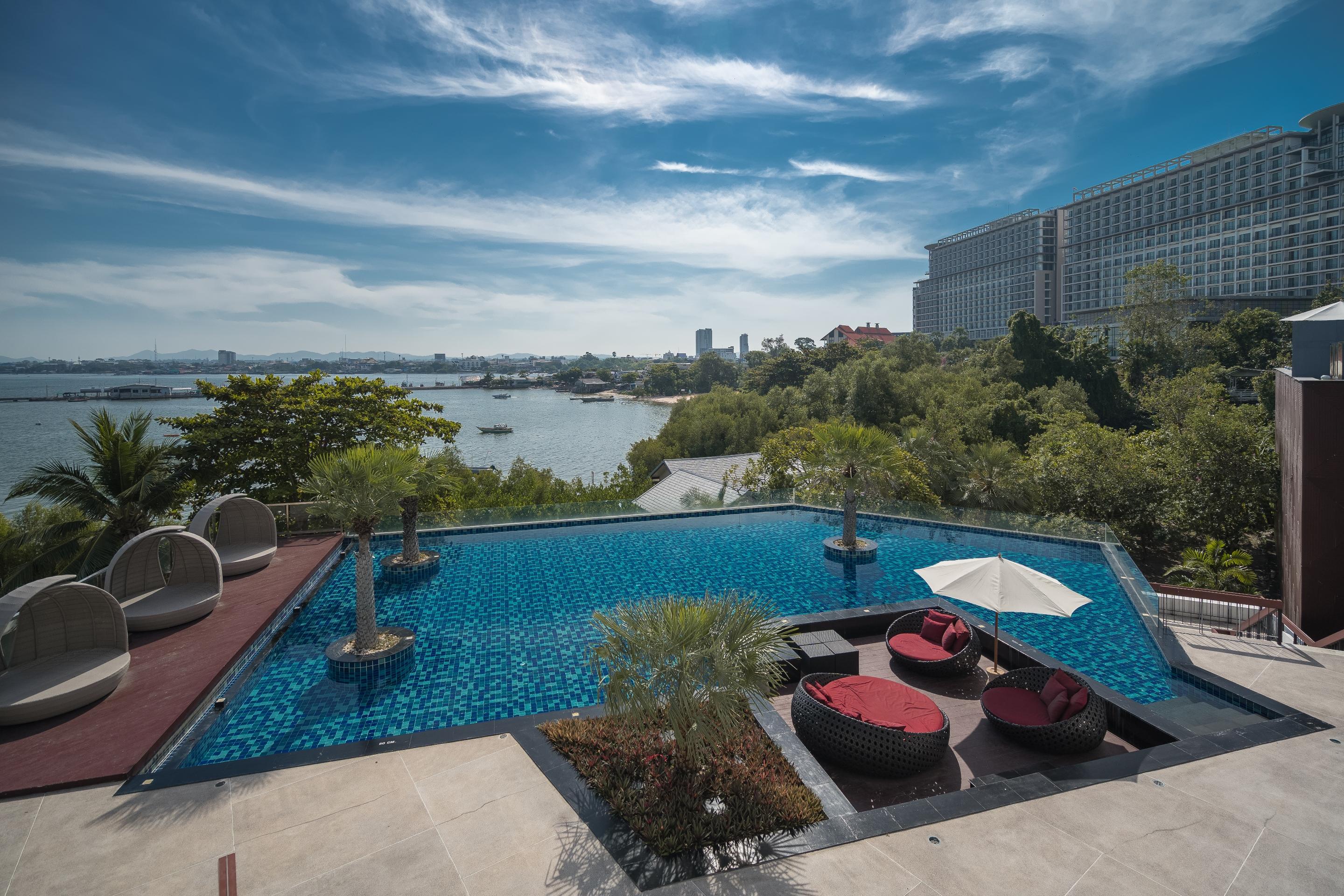 Way Hotel Pattaya Bagian luar foto