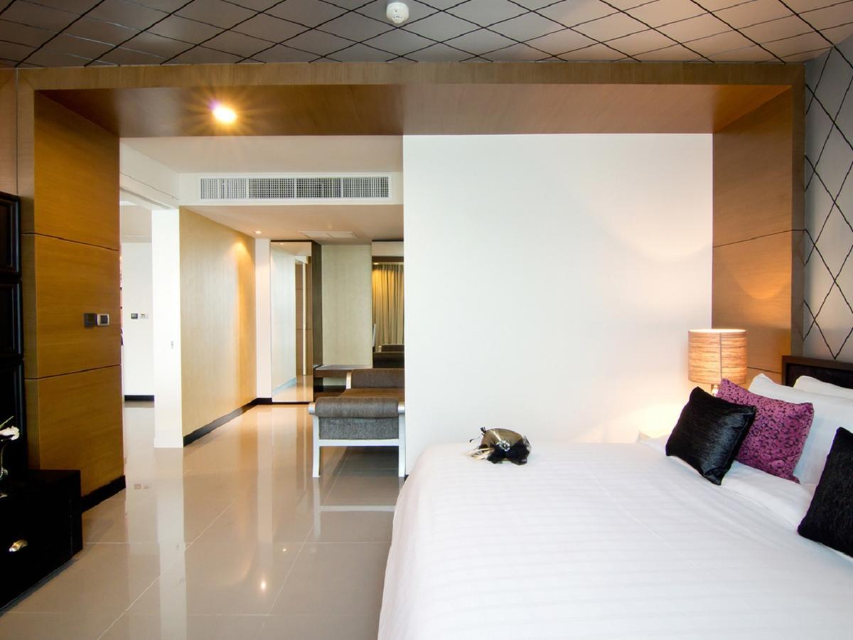 Way Hotel Pattaya Bagian luar foto