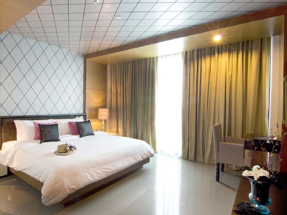 Way Hotel Pattaya Bagian luar foto